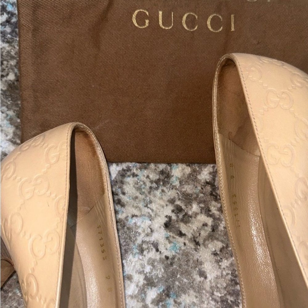 GUCCI Guccissima Horse-bit Leather Peep Toe Pump - Picture 10 of 15